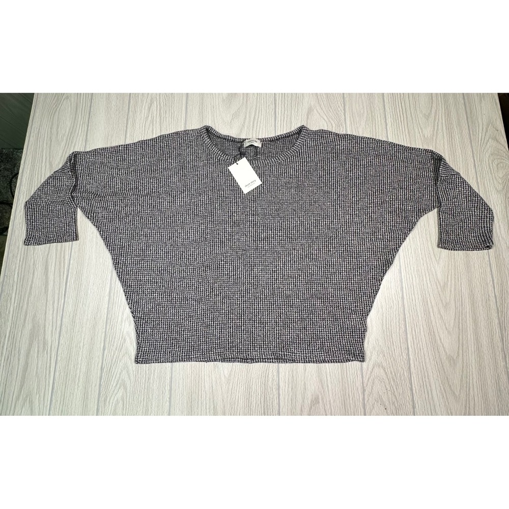 Sojourn Women's XLP Black White Textured Knit Sweater Top Short‎